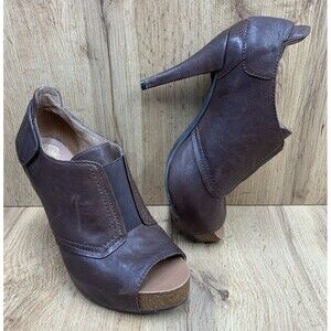 Vince Camuto Shoes Women’s Brown Size 9.5 M Pernot Peep Toe Booties Leather